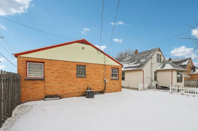 $155,000 | 3955 North 79th Street, Milwaukee, WI 53222