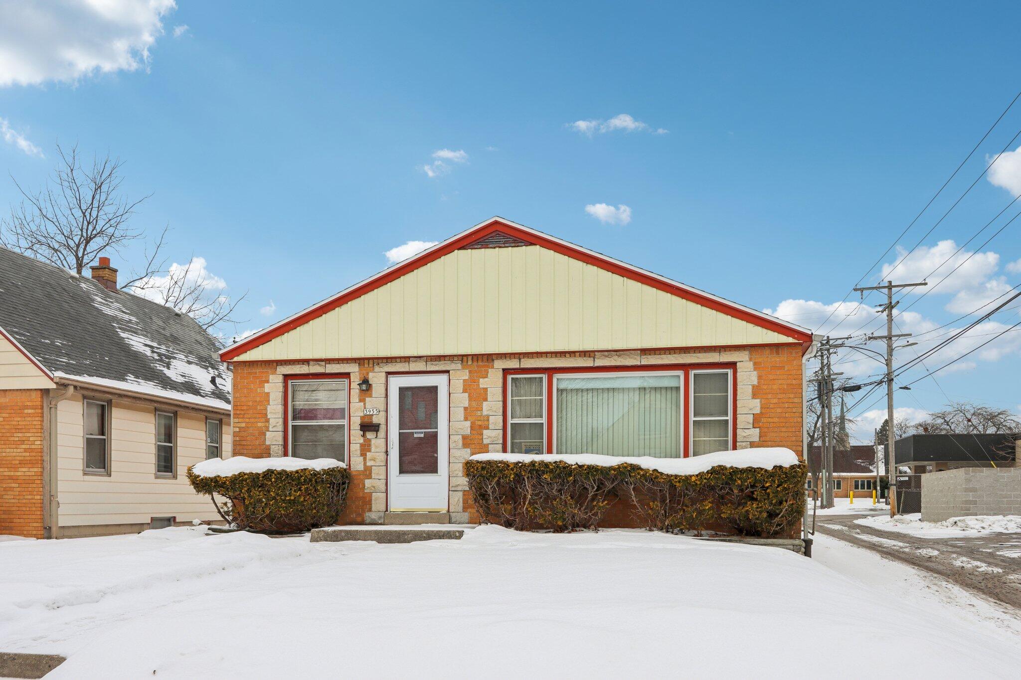 3955 North 79th Street Milwaukee, WI 53222 - Photo 34 of 42 Front View