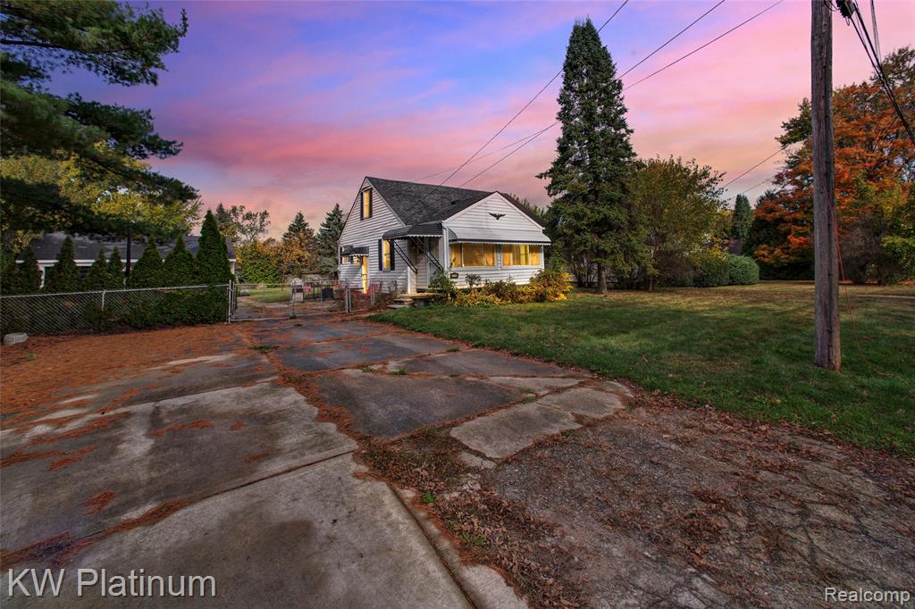 49171 Fuller Road Chesterfield, MI 48051 - Photo 1 of 9