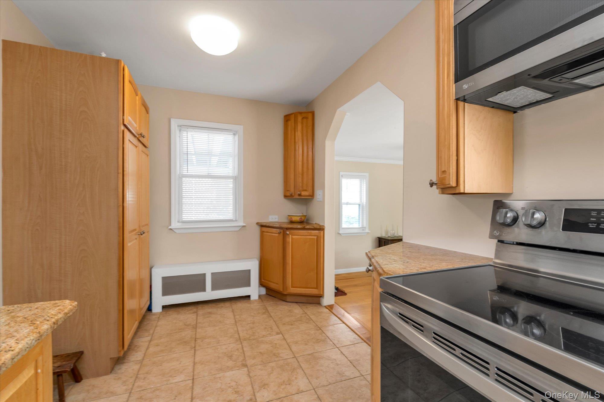 2 Inwood Road Glen Cove, NY 11542 - Photo 7 of 27