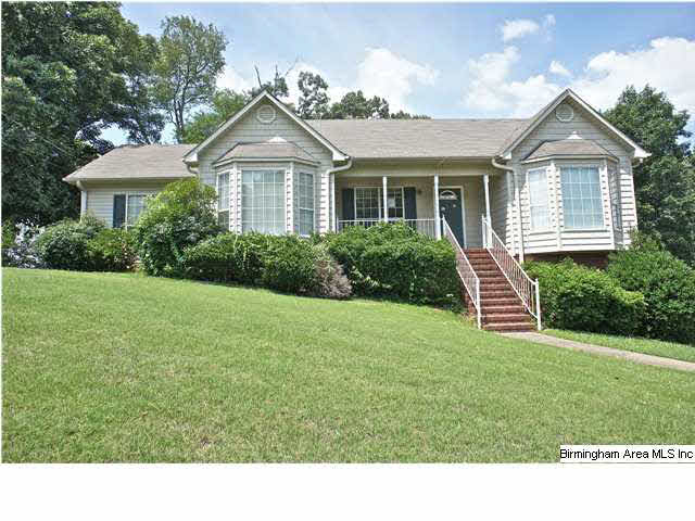 716 Jason Circle Center Point, AL 35215 - Photo 1 of 32