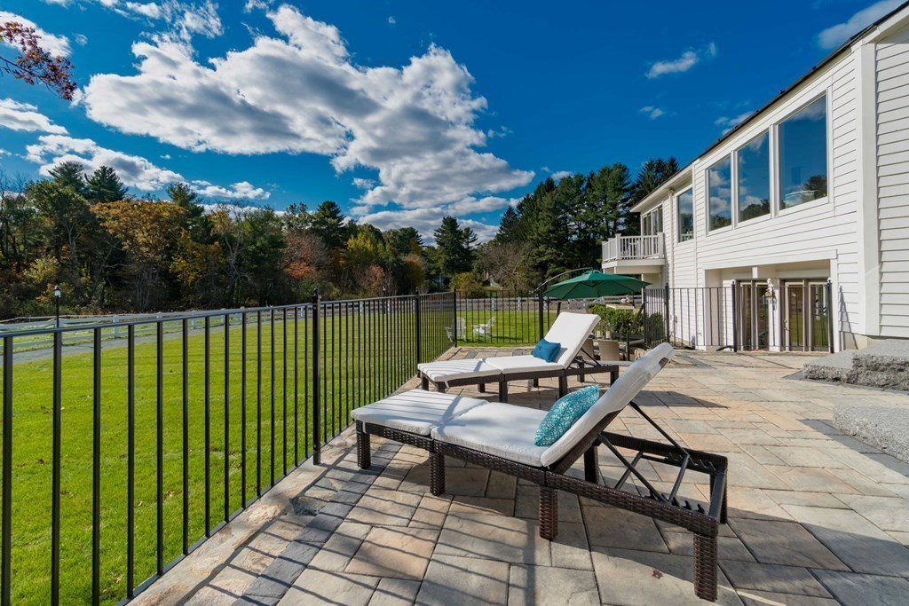 1516 Central Avenue Needham, MA 02492 - Photo 35 of 39