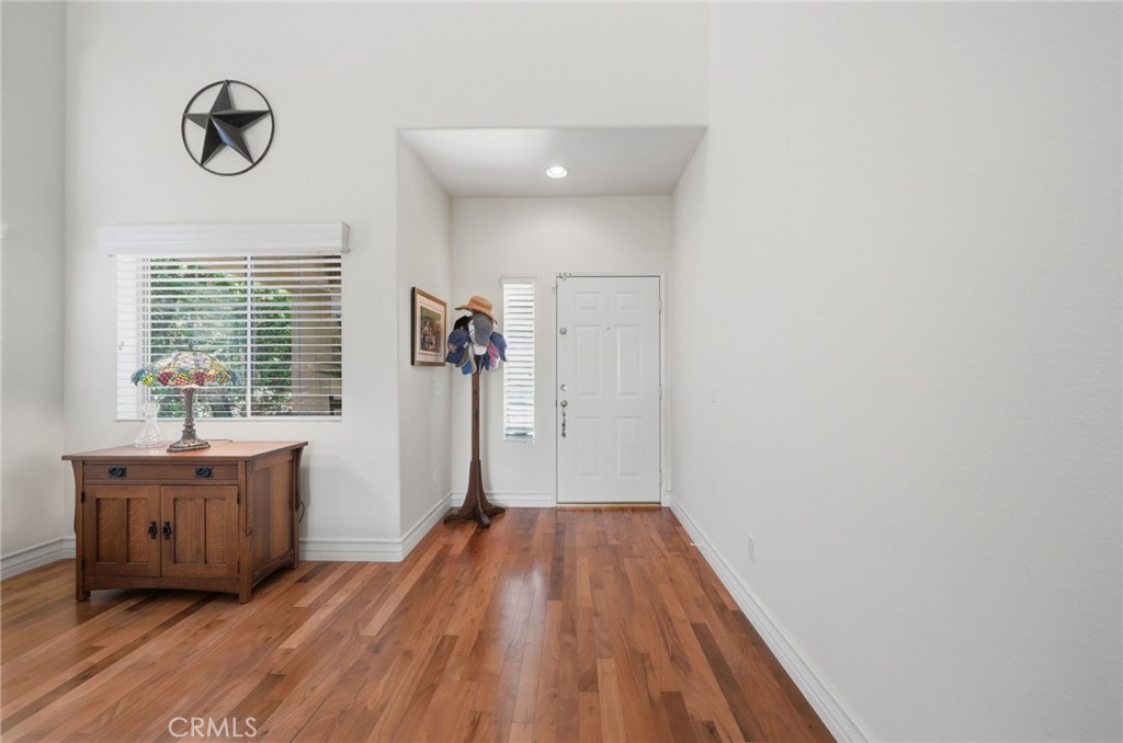 33370 Morning View Drive Temecula, CA 92592 - Photo 7 of 38