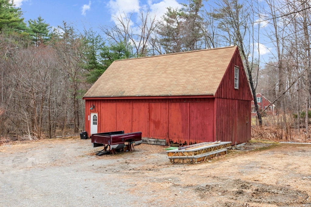 43 Longley Road Groton, MA 01450 - Photo 3 of 42 Gallery Image 3