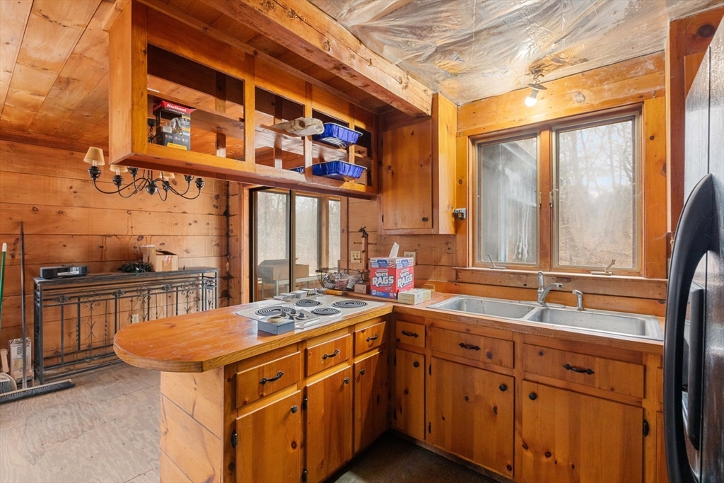 43 Longley Road Groton, MA 01450 - Photo 9 of 42 Gallery Image 9