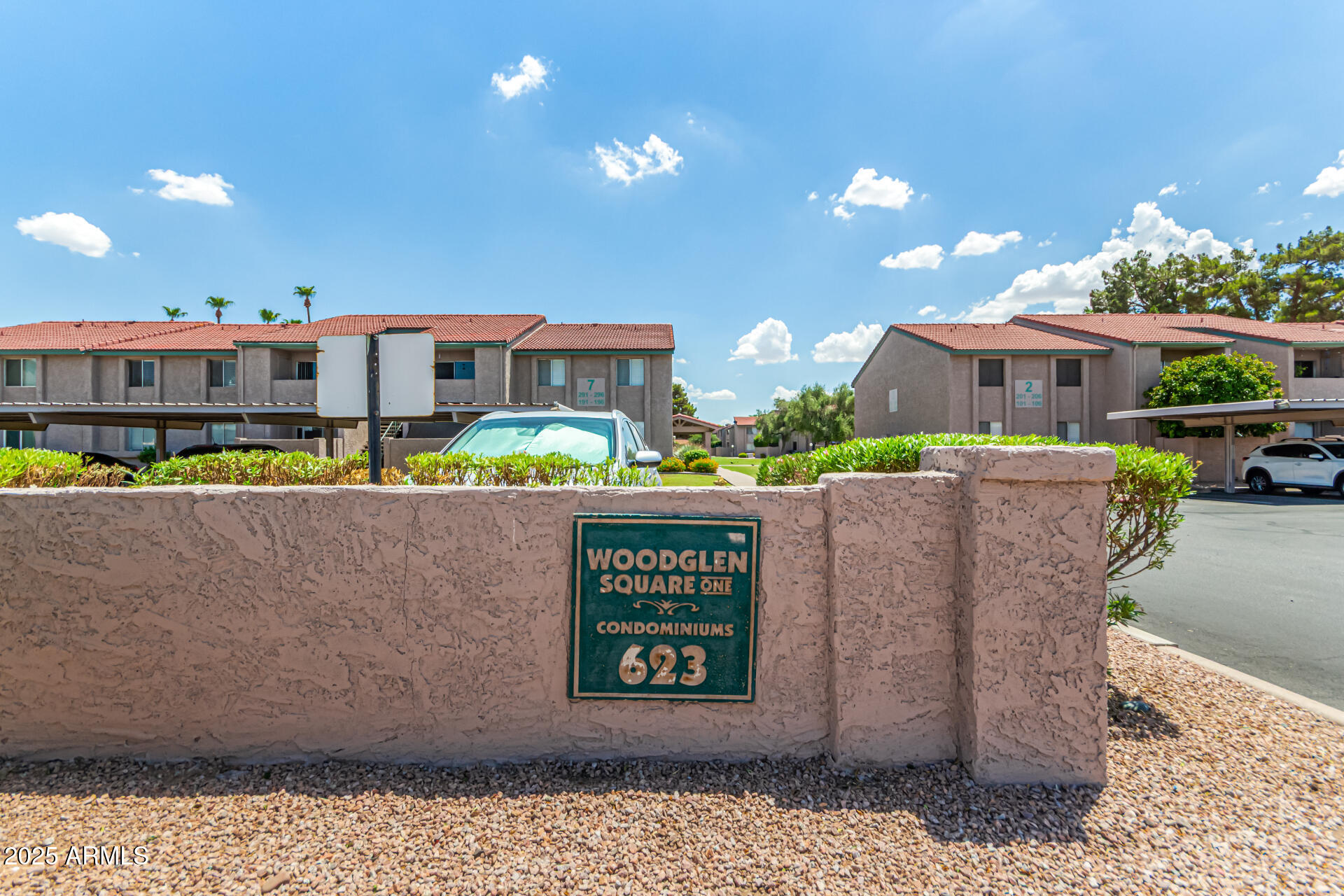 623 West Guadalupe Road, Unit 254 Mesa, AZ 85210 - Photo 23 of 30 a view of a chairs with table and chairs