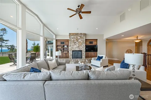 $2,799,000 | 5685 Nakat Way, Blaine, WA 98230