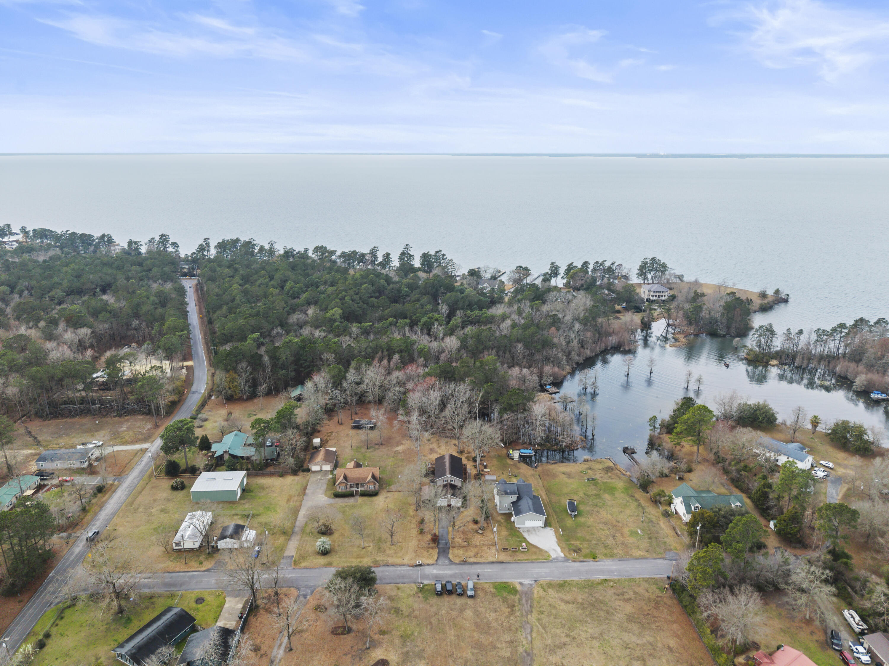 107 Jack's Lane Bonneau, SC 29431 - Photo 20 of 22 DJI_20260221120331_0069_D