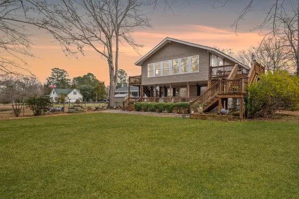 $650,000 | 107 Jack's Lane, Bonneau, SC 29431