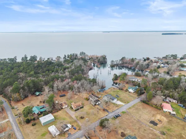 $650,000 | 107 Jack's Lane, Bonneau, SC 29431