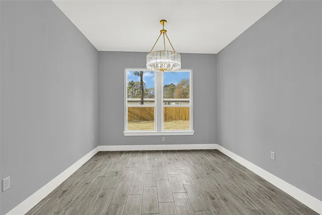 $349,500 | 515 Fairfax Lane, Conroe, TX 77303