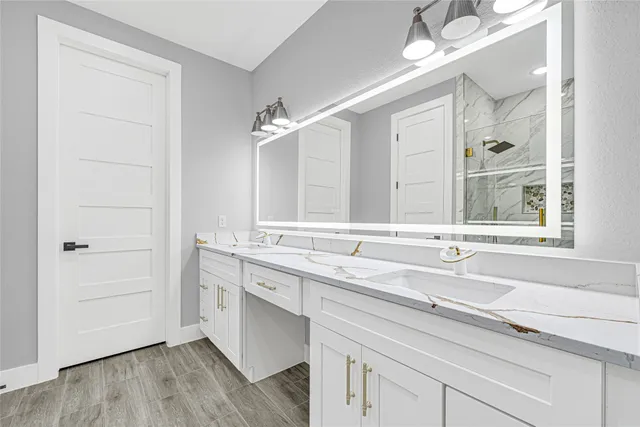 $349,500 | 515 Fairfax Lane, Conroe, TX 77303