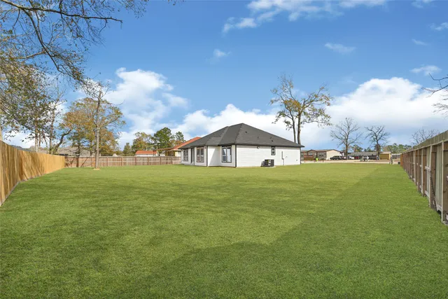 $349,500 | 515 Fairfax Lane, Conroe, TX 77303