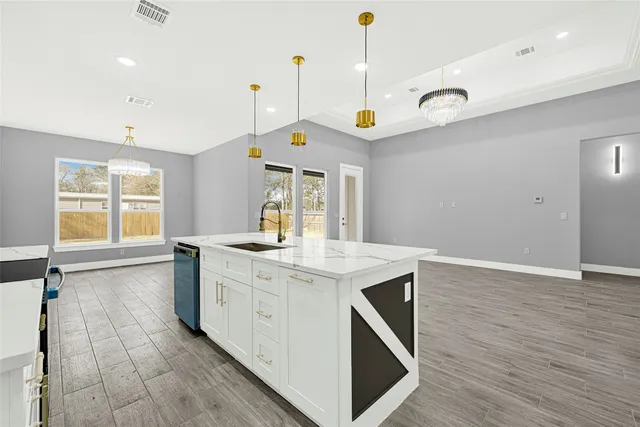 $349,500 | 515 Fairfax Lane, Conroe, TX 77303