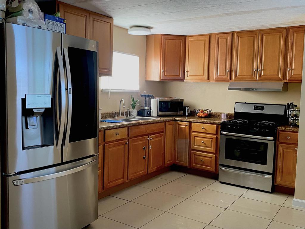 235 West Aviation Road, Unit 36 Fallbrook, CA 92028 - Photo 5 of 14