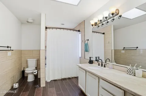 $559,500 | 1413 East Vaughn Avenue, Gilbert, AZ 85234