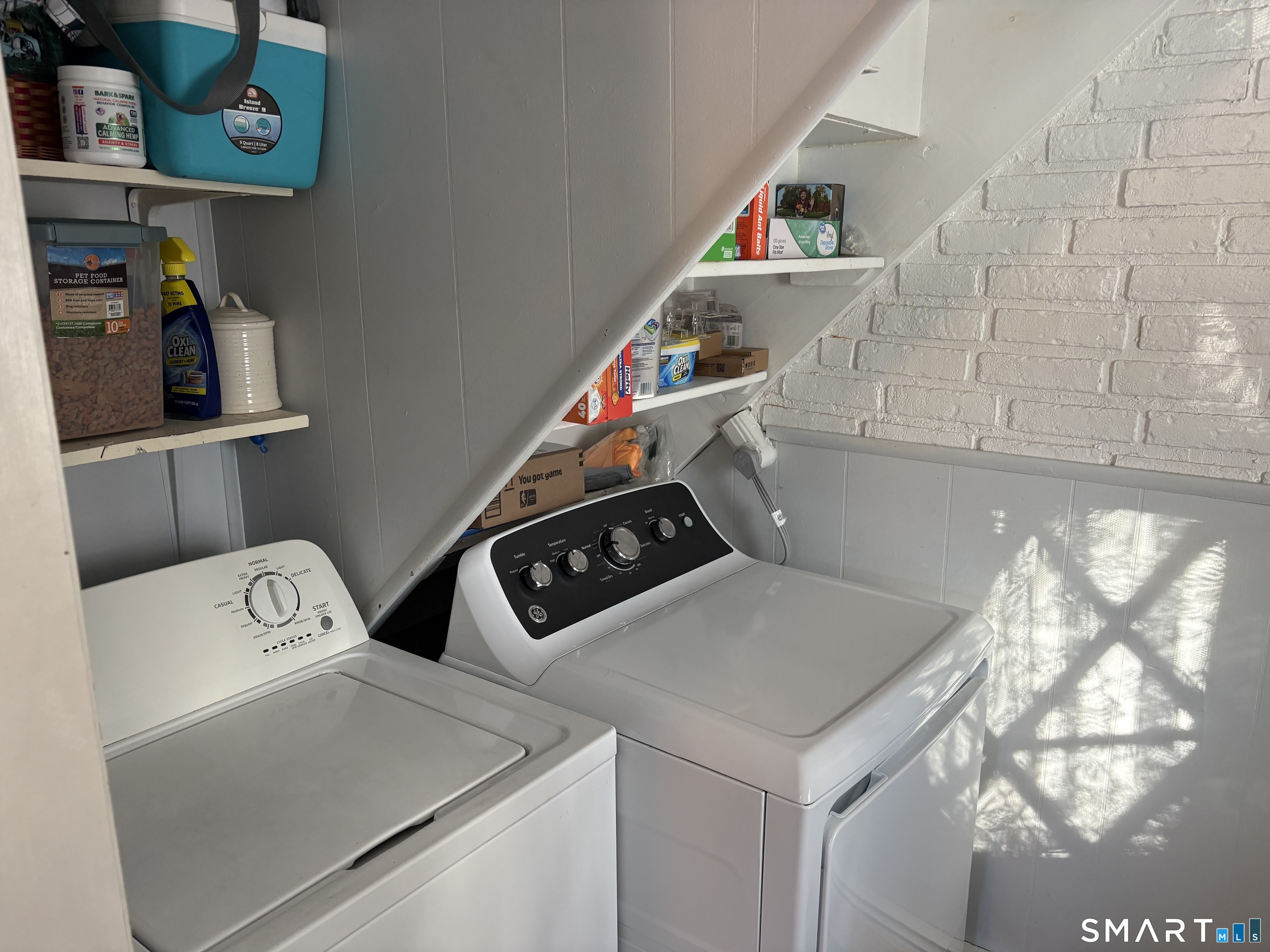 12 McDermott Street Milford, CT 06460 - Photo 16 of 27