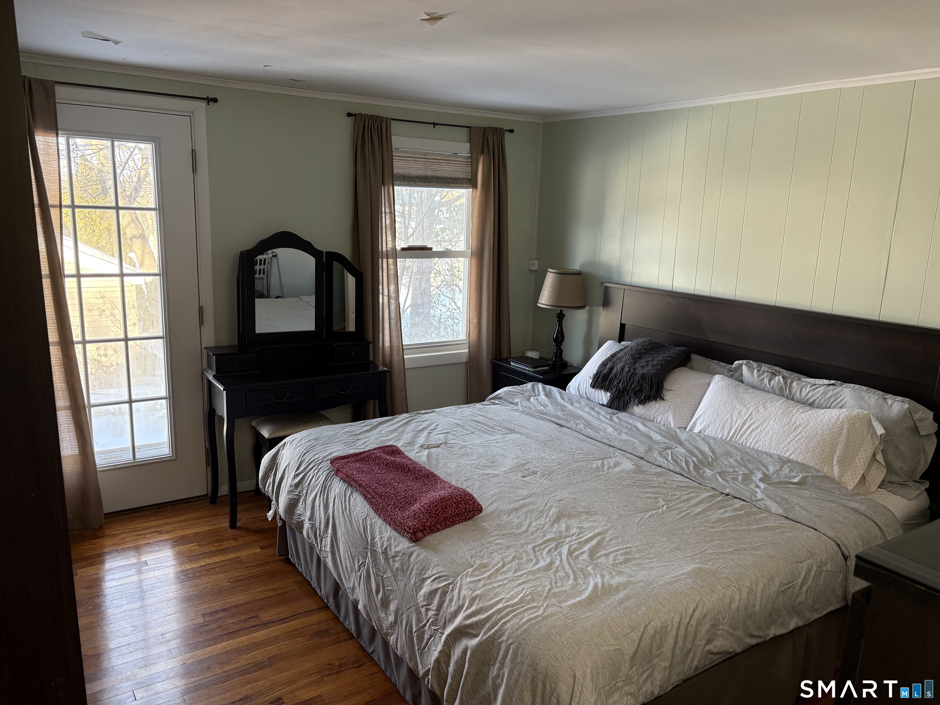 12 McDermott Street Milford, CT 06460 - Photo 18 of 27