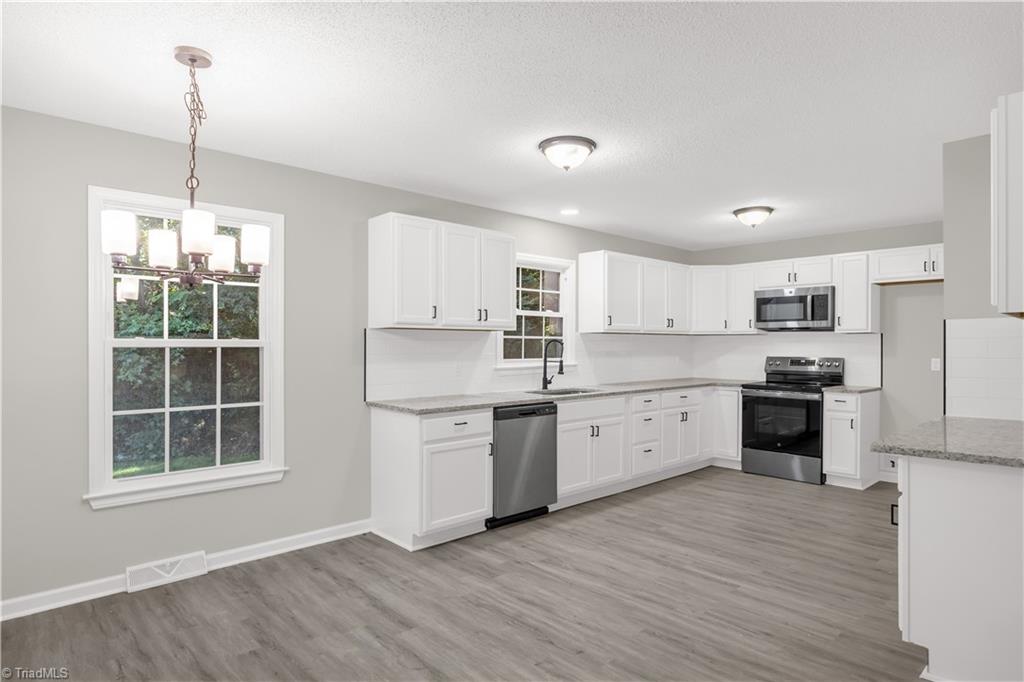 1605 Youngs Mill Road Greensboro, NC 27406 - Photo 16 of 27