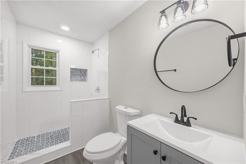 1605 Youngs Mill Road Greensboro, NC 27406 - Photo 23 of 27