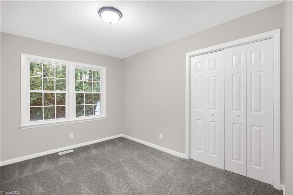 1605 Youngs Mill Road Greensboro, NC 27406 - Photo 24 of 27