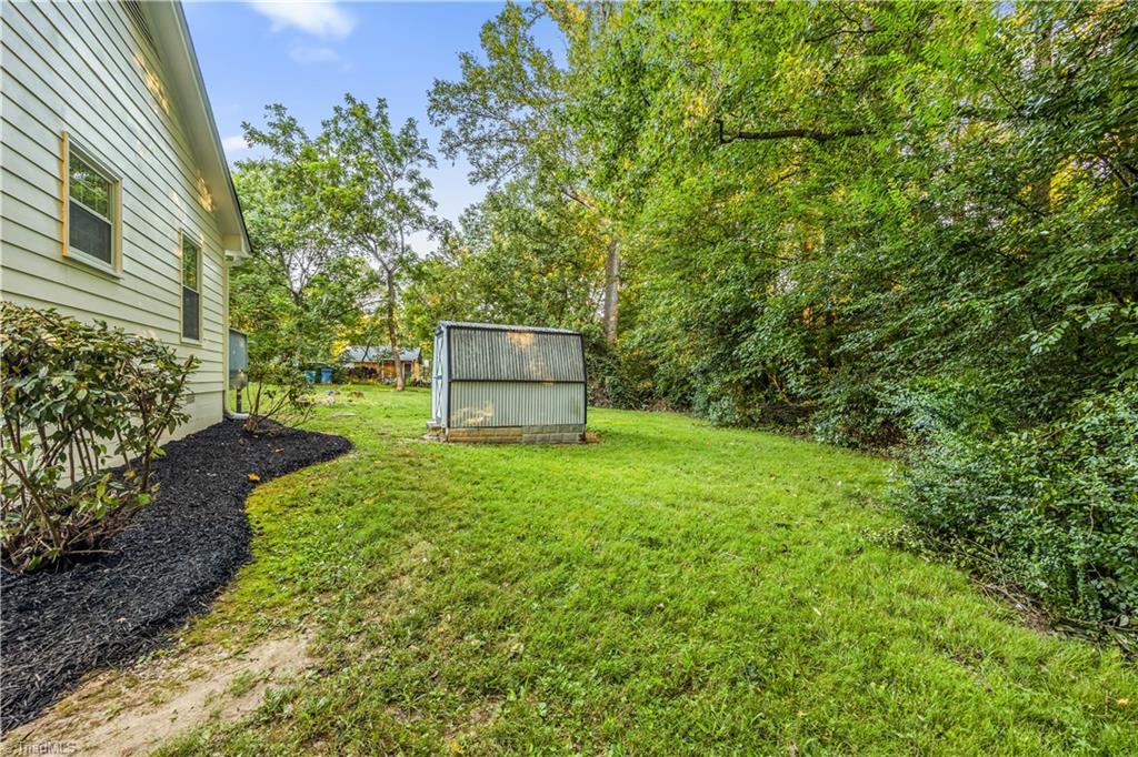1605 Youngs Mill Road Greensboro, NC 27406 - Photo 27 of 27
