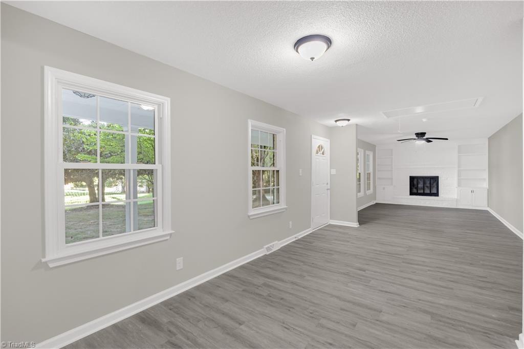1605 Youngs Mill Road Greensboro, NC 27406 - Photo 9 of 27