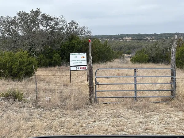 $120,500 | 5745 Other, Rocksprings, TX 78880
