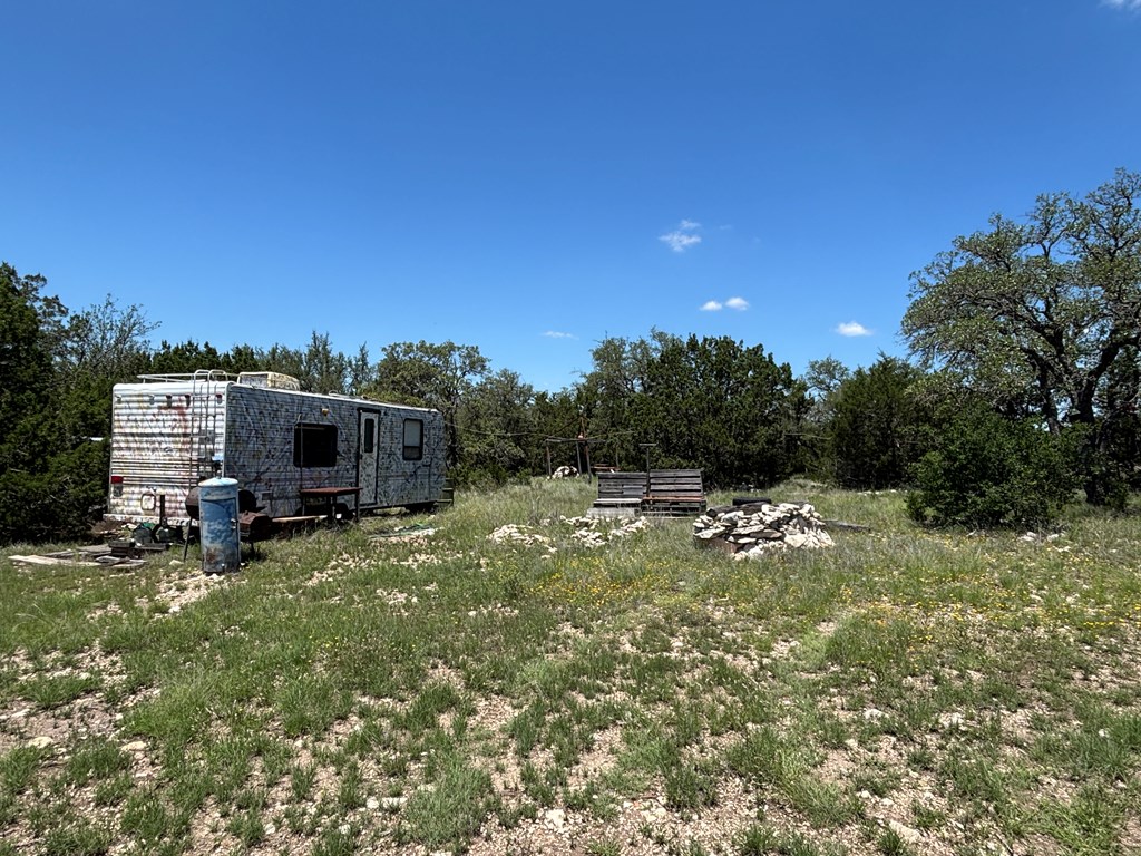 5745 Other Rocksprings, TX 78880 - Photo 19 of 29
