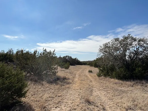 $120,500 | 5745 Other, Rocksprings, TX 78880