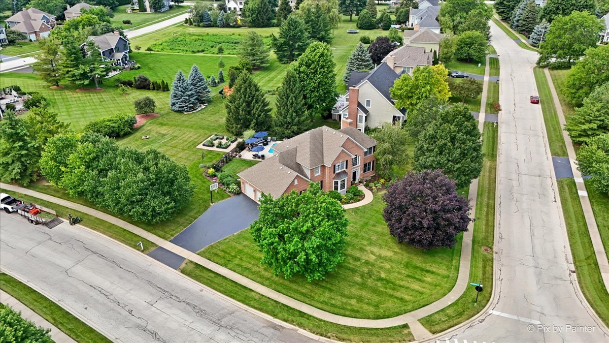 1401 Stag Trail Cary, IL 60013 - Photo 2 of 63
