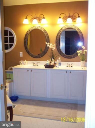 7621 Bear Forest Road Hanover, MD 21076 - Photo 17 of 24 Master Bath