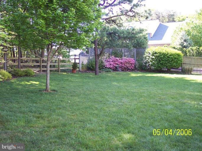 7621 Bear Forest Road Hanover, MD 21076 - Photo 9 of 24 Exterior (Rear)