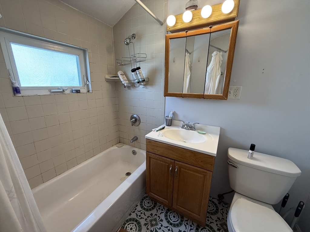 16 Electric, Unit 2 Somerville, MA 02144 - Photo 8 of 23