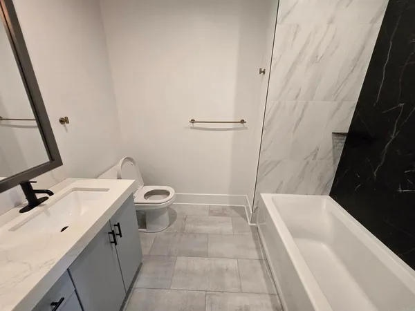 $5,300 | 8337 Distinctive Drive, San Diego, CA 92108