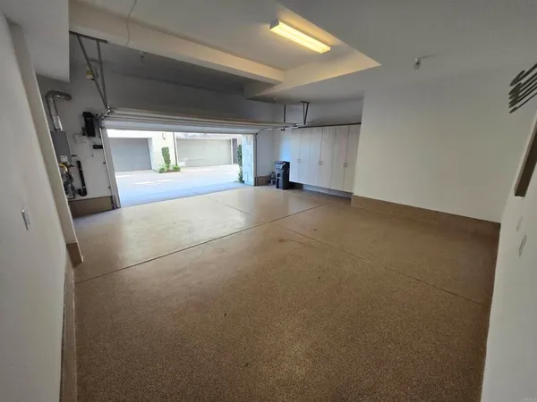 $5,300 | 8337 Distinctive Drive, San Diego, CA 92108