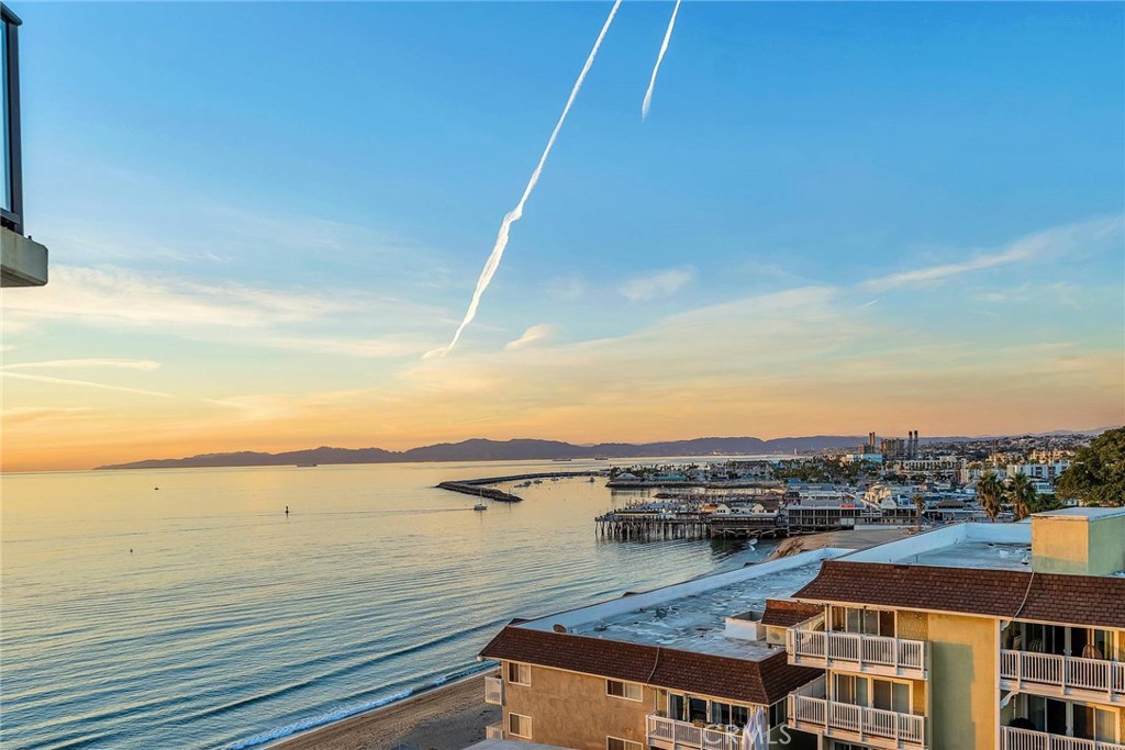 531 Esplanade, Unit 505 Redondo Beach, CA 90277 - Photo 39 of 65 a view of a ocean with city view
