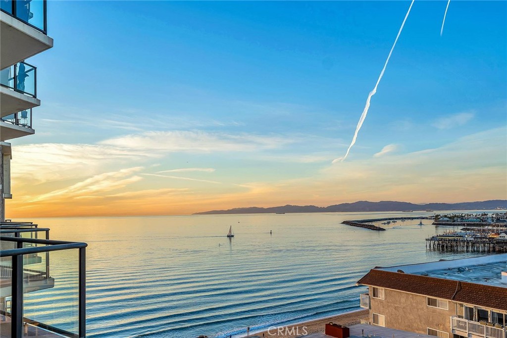 531 Esplanade, Unit 505 Redondo Beach, CA 90277 - Photo 41 of 65 a view of a terrace with sky view