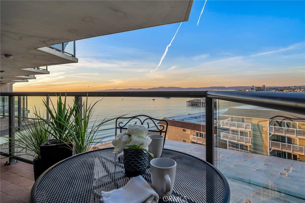 531 Esplanade, Unit 505 Redondo Beach, CA 90277 - Photo 43 of 65 a view of balcony with furniture