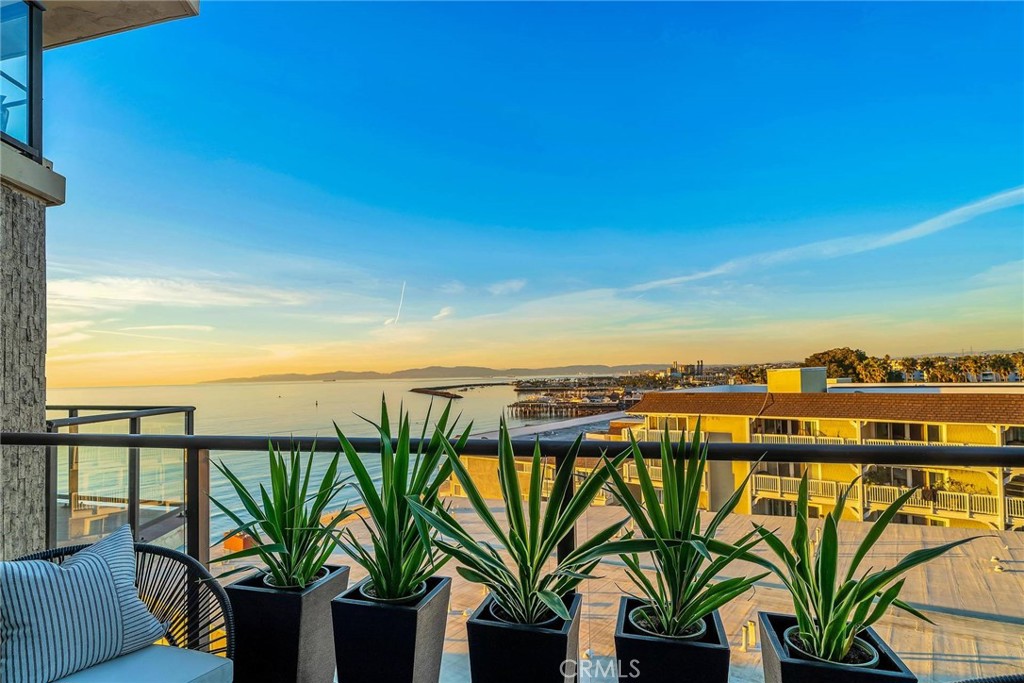 531 Esplanade, Unit 505 Redondo Beach, CA 90277 - Photo 46 of 65