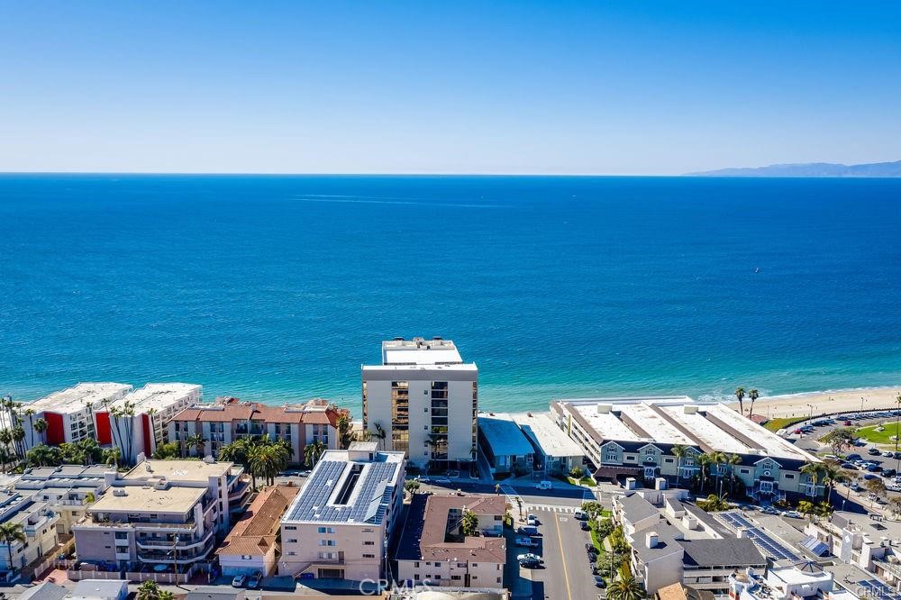 531 Esplanade, Unit 505 Redondo Beach, CA 90277 - Photo 64 of 65 an aerial view of a city
