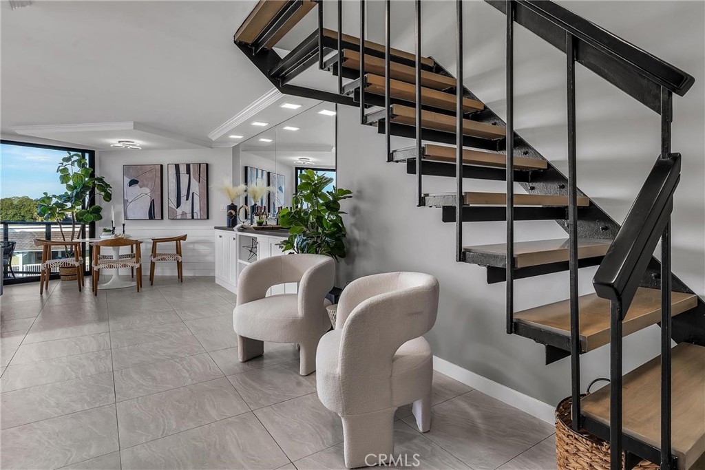 531 Esplanade, Unit 505 Redondo Beach, CA 90277 - Photo 7 of 65 First Level