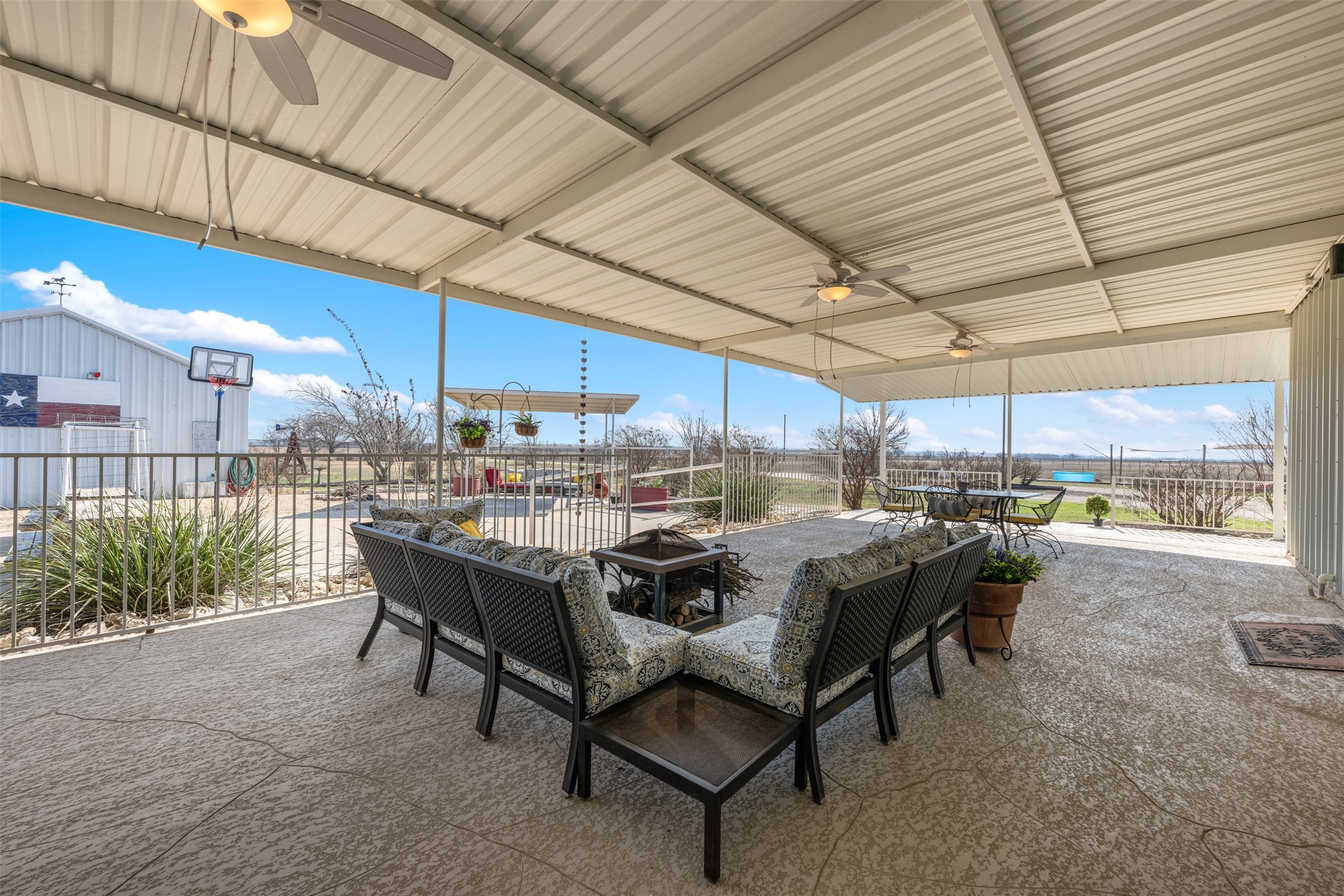 6501 County Road 239 Jarrell, TX 76537 - Photo 30 of 40