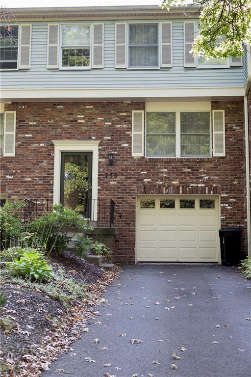 230 Quail Run Road Venetia, PA 15367 - Photo 2 of 25 Attached, 1-car garage