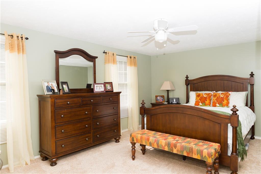 230 Quail Run Road Venetia, PA 15367 - Photo 15 of 25 Master bedroom