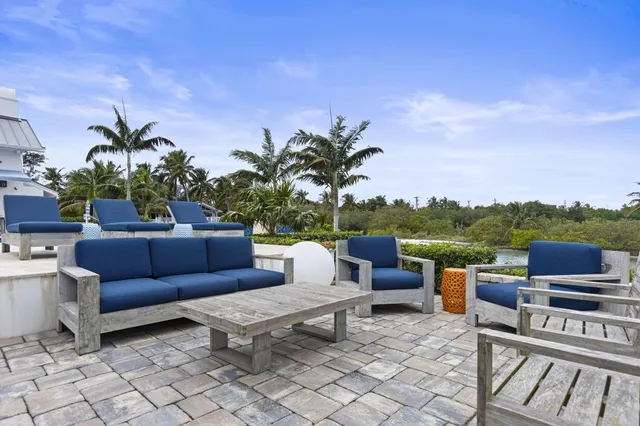 $10,000,000 | 3 Island Road, Stuart, FL 34996