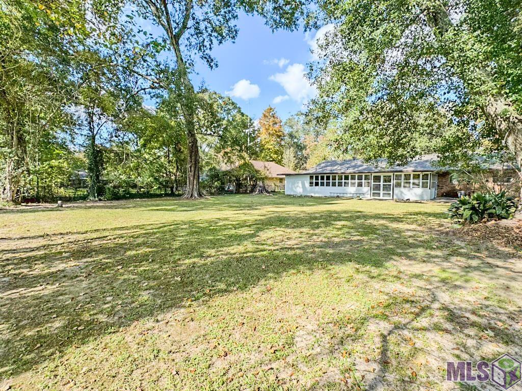 12156 Armstrong Drive Baton Rouge, LA 70816 - Photo 19 of 22