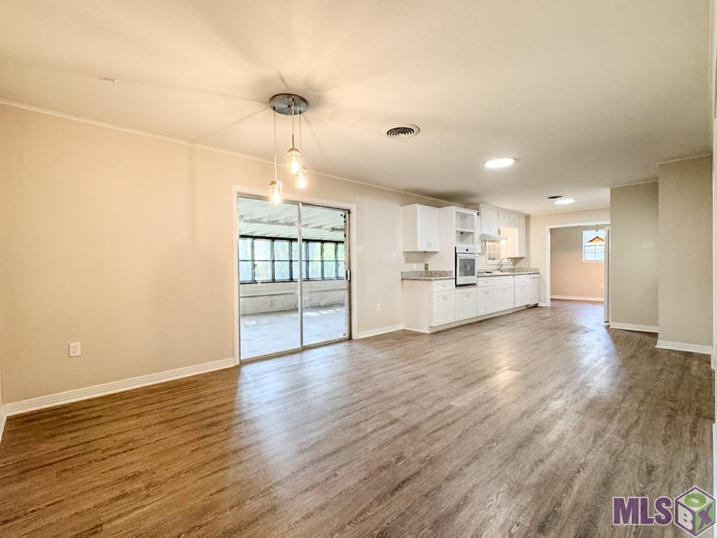 12156 Armstrong Drive Baton Rouge, LA 70816 - Photo 4 of 22