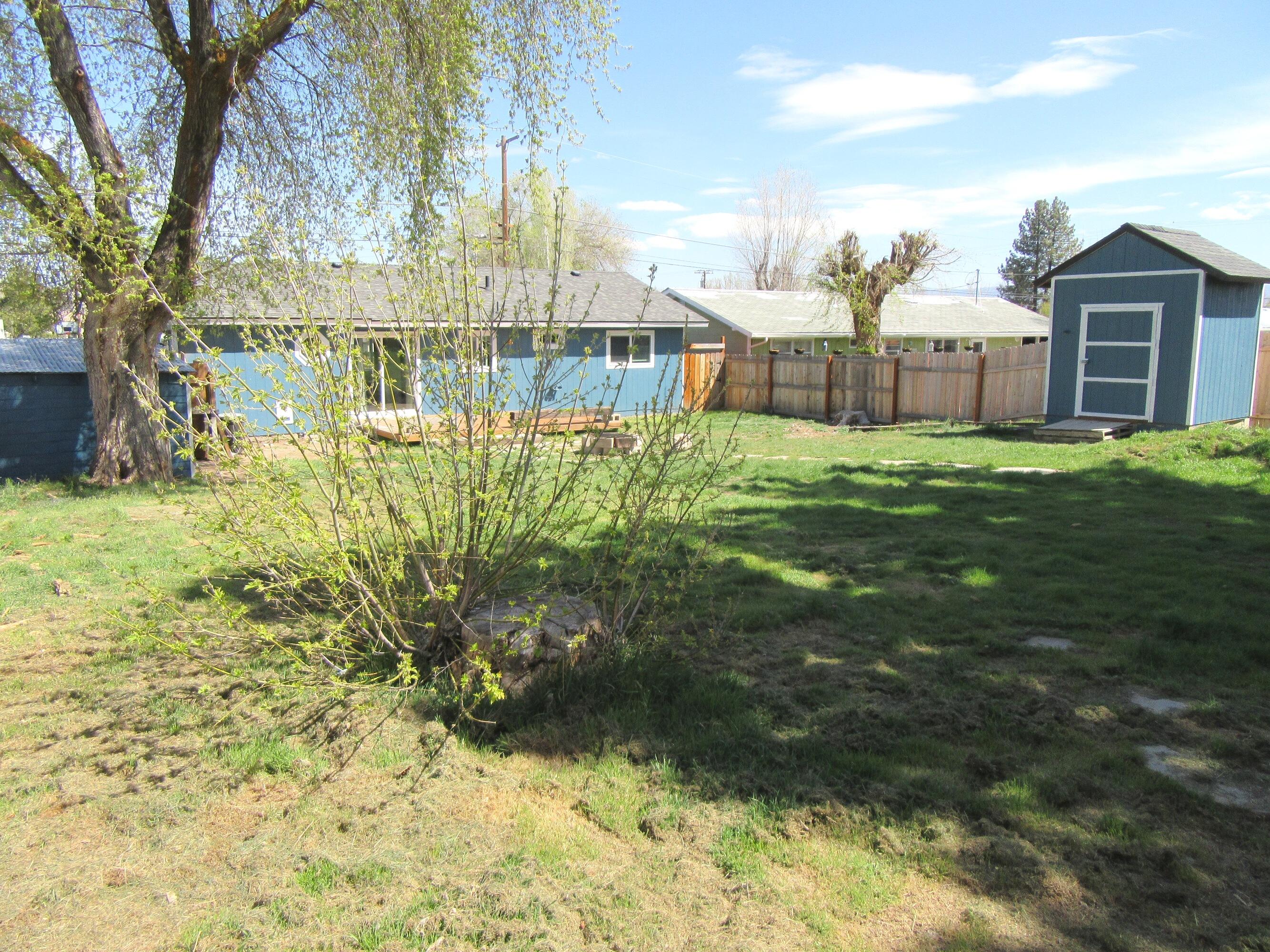 907 West 3rd Street Alturas, CA 96101 - Photo 31 of 32 Backyard 3