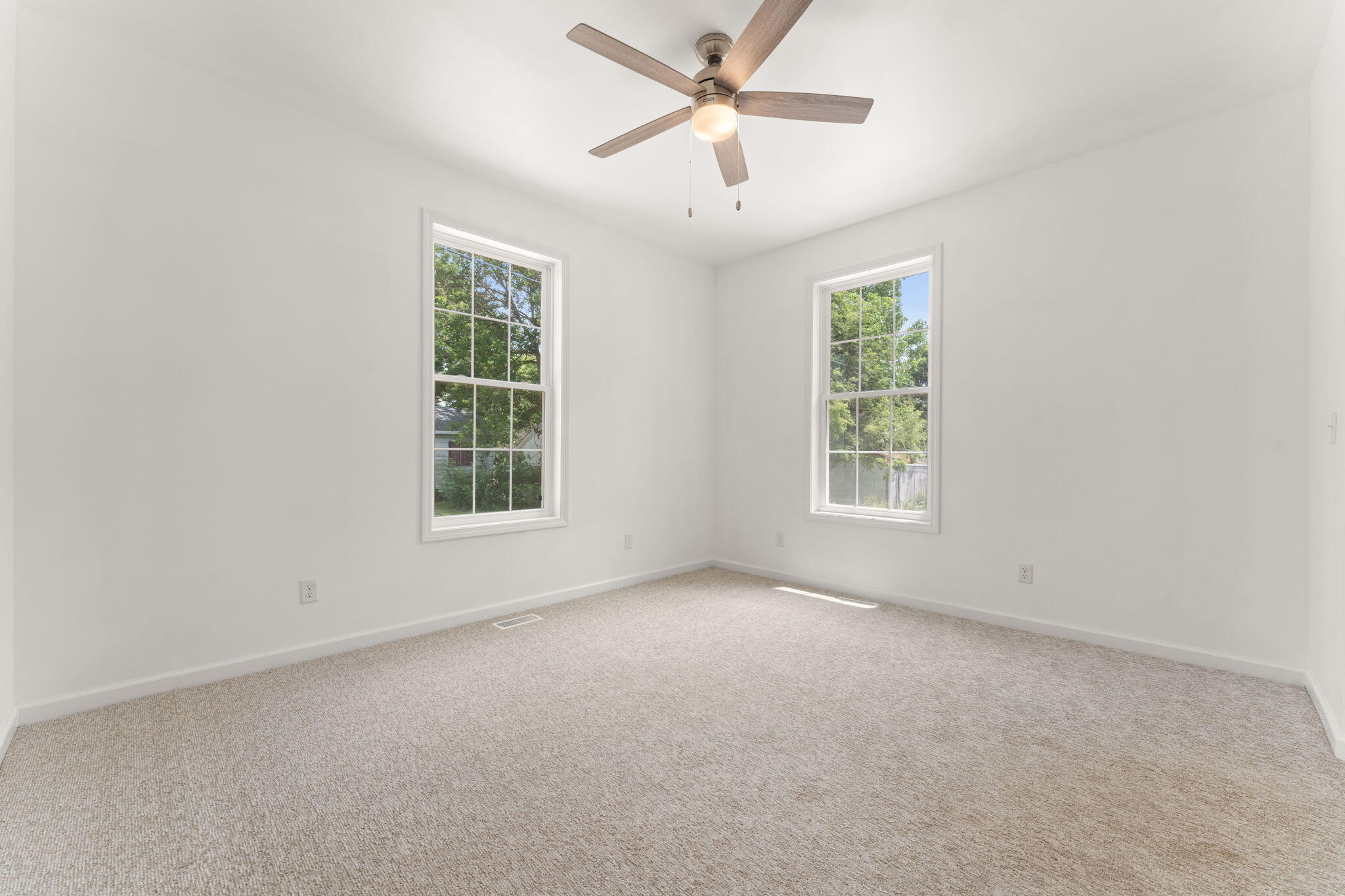 503 Exeter Road Kingsford Heights, IN 46346 - Photo 20 of 32 2048x1365